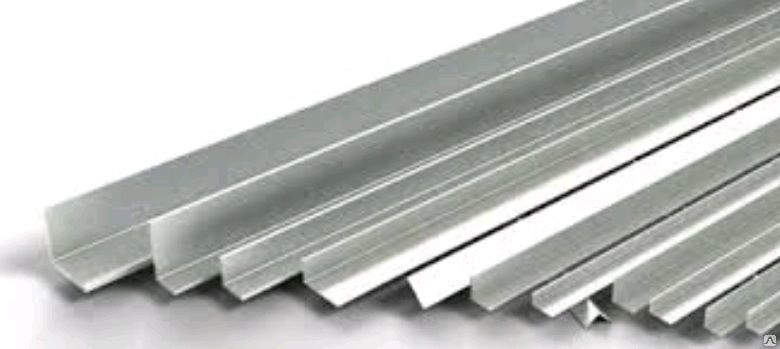 Уголок алюминиевый АМг5, размер 35х35х3