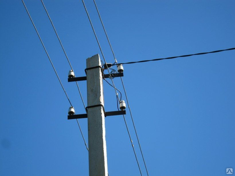 Столбы лэп 10кв. Столбы электроснабжения. Отпайка на вл 10 кв. Какое напряжение на столбах. Электромонтер-линейщик вл 10кв.