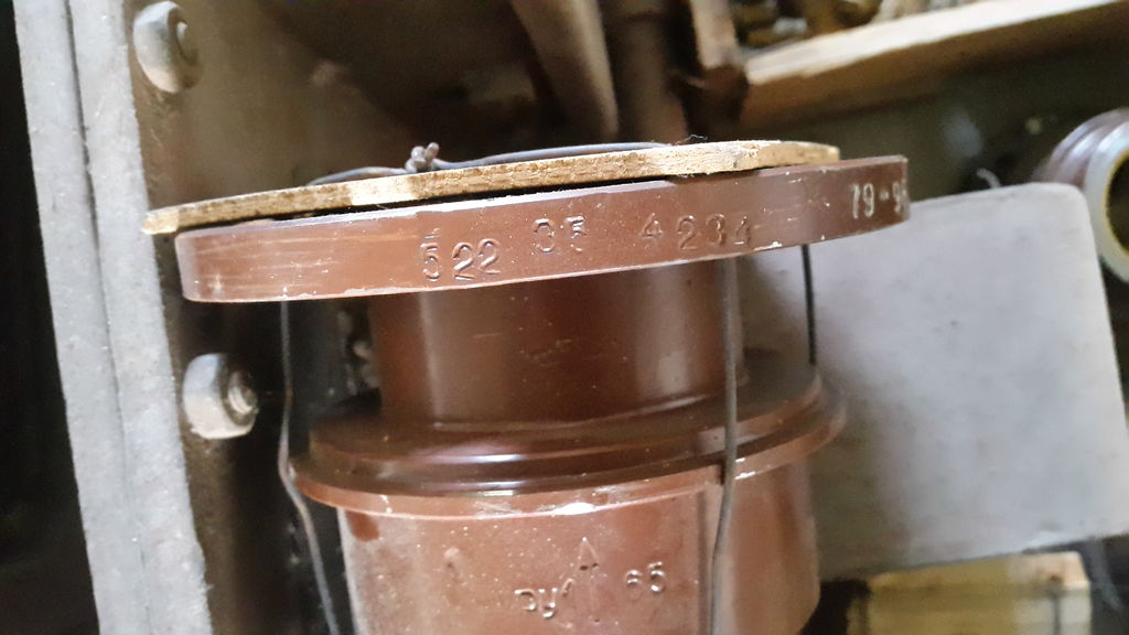 Клапан с уплотнением запорного органа металл по металлу 522-35.4234