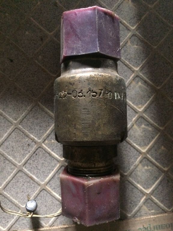 Клапан невозвратный штуцерный прямоточный 522-03.157-01 бр, ду 20 ру 160