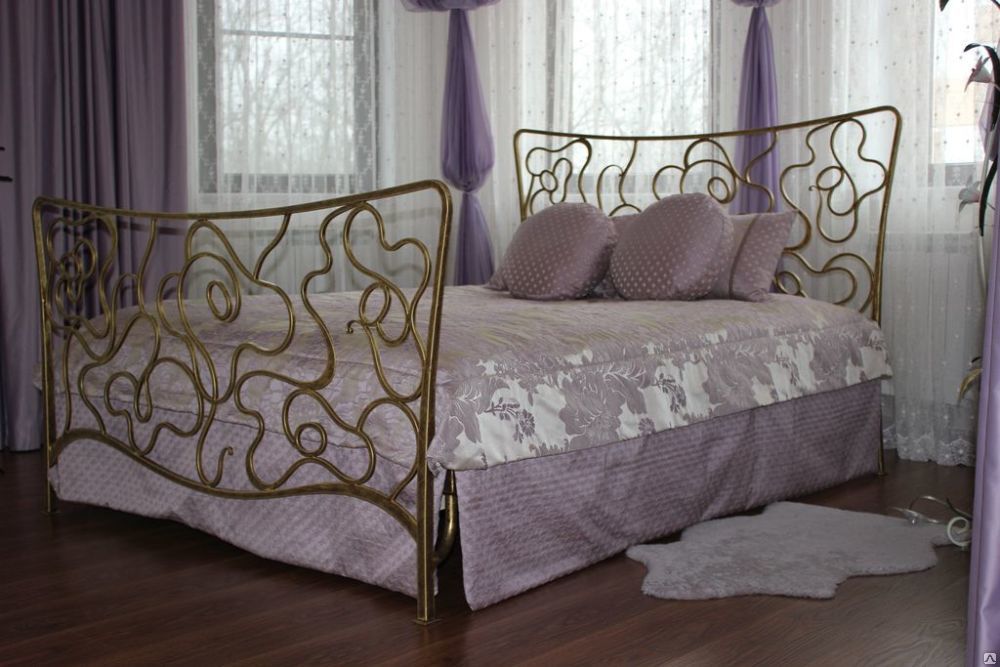 Кованая кровать в стиле "модерн"