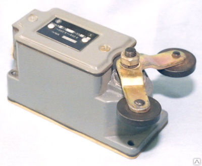 ВП 16Д-23 Б 251 V-образный рычаг с роликом на каждом плече, выключатель