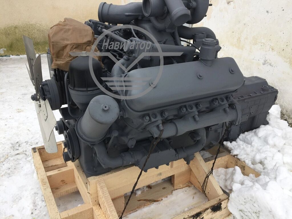 Двигатель с КПП и сцеплением 3-комплектации Автодизель ЯМЗ 236НЕ2-10000190 3
