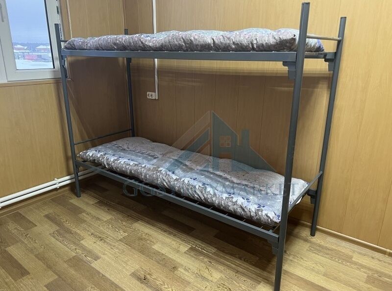Двухъярусная металлическая кровать 6