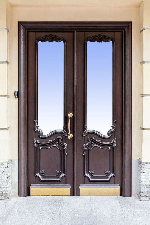 Двери входные из ценных пород двух створчатые